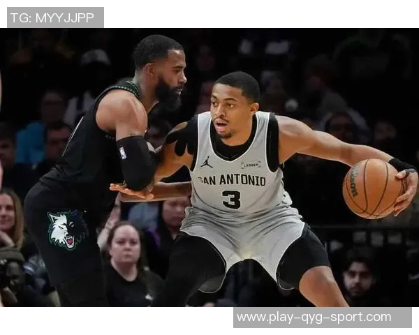 兰德尔盛赞华子天赋出众称与其磨合顺畅是最佳搭档